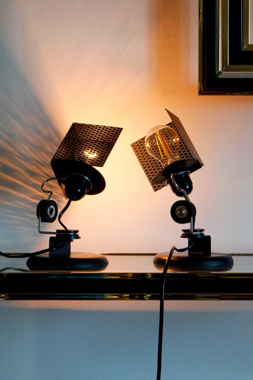 Pair of metal table lamps Lamperti...
