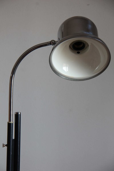 Floor lamp in the style of Reggiani, with adjustable height