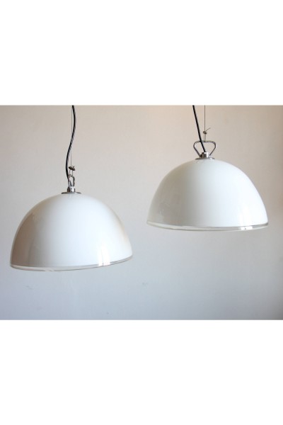 Set of 2 Onfale style pendant lamps by Artemide design Luciano Vistosi