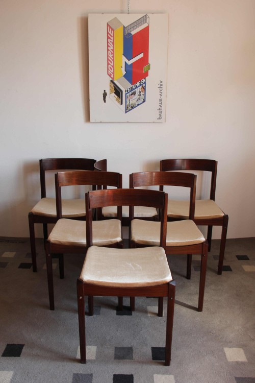 Set of 6 chairs designed by Dino Cavalli for Tredici Pavia from the 1960s.