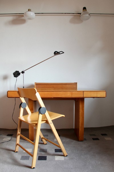 Torcello series desk, designed by Afra and Tobia Scarpa for Stildomus, 1970s.