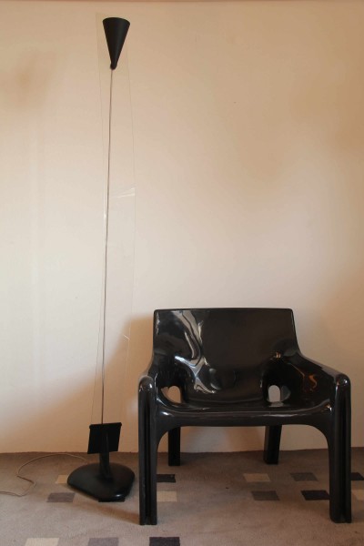 Lampada da terra modello Ondina di Daniela Puppa per Fontana Arte
