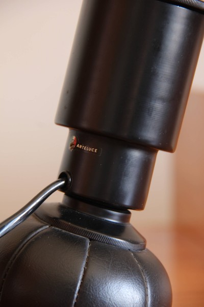 Lampada da tavolo Arteluce modello 600/G design Gino Sarfatti