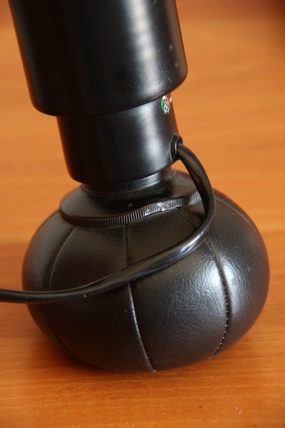 Lampada da tavolo Arteluce modello 600/G design Gino Sarfatti