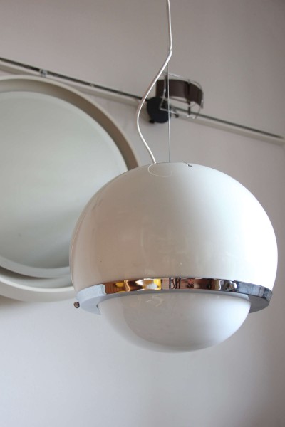 Lampadario in metallo laccato space age, produzione italiana anni '70