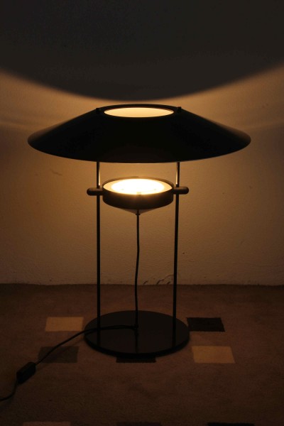 Tronconi lacquered metal table lamp from the 1980s