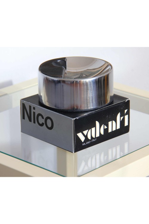 Posacenere modello Nico produzione...