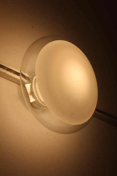 Gill 40 Murano glass wall or ceiling lamp by Roberto Pamio for Leucos, Italy, 1970s.