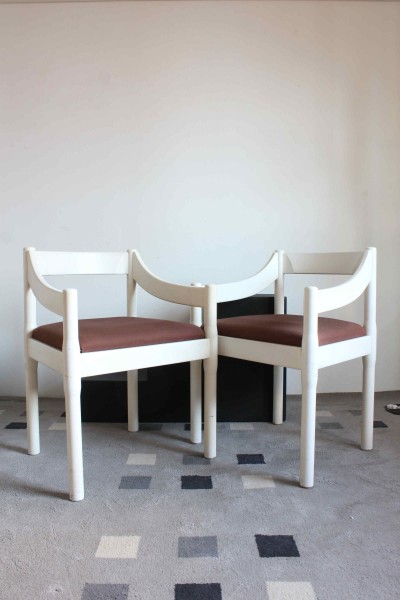 Coppia poltroncine modello Carimate design Vico Magistretti per Cassina