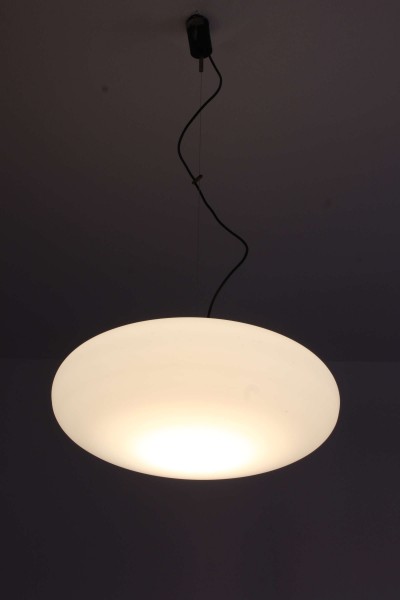 Pendant lamp in satin opaline glass, design attributable to Stilnovo