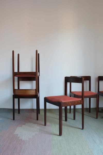 Set of 6 chairs designed by Dino Cavalli for Tredici Pavia from the 1960s.