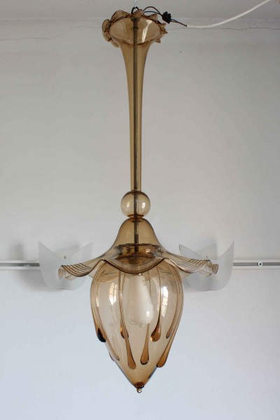 Murano chandelier in the style of Vittorio Zecchin, 1940s/1950s