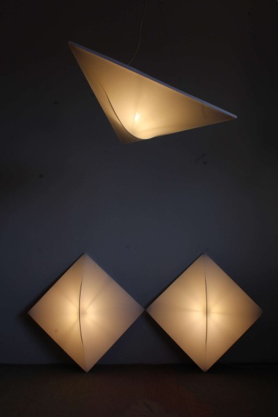 Lampada da parete o soffitto Saori Q2 edizione Guzzini design Kazuhide Takahama