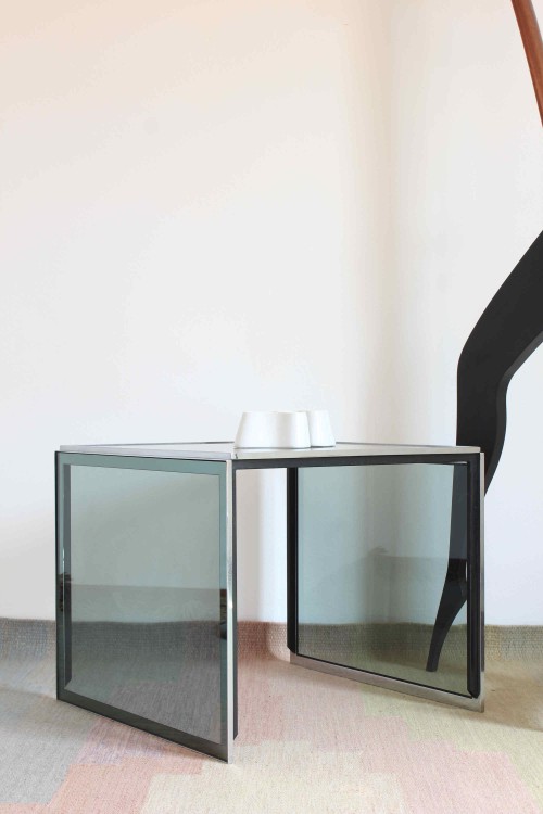 Small service table in metal and...