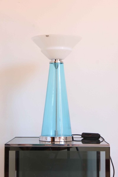 Lampada da tavolo in vetro di Murano produzione Veluce