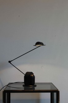 Lampada da tavolo stile industriale probabile produzione...