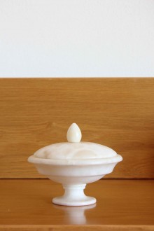 Powder compact in polished onyx, '80s