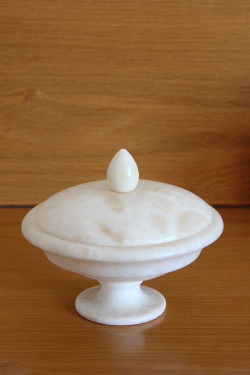 Powder compact in polished onyx, '80s