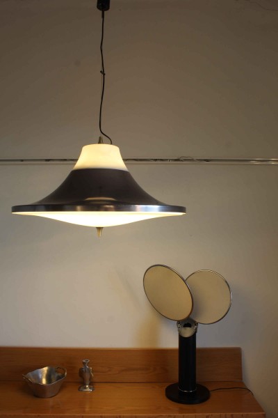Space Age pendant lamp produced by Reggiani