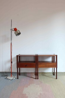 Coppia di comodini in stile danese/scandinavo 2