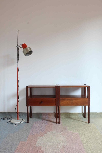 Pair of Danish/Scandinavian style bedside tables