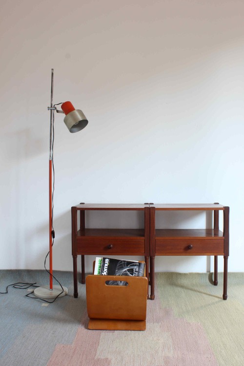 Lampada da terra con base in marmo...