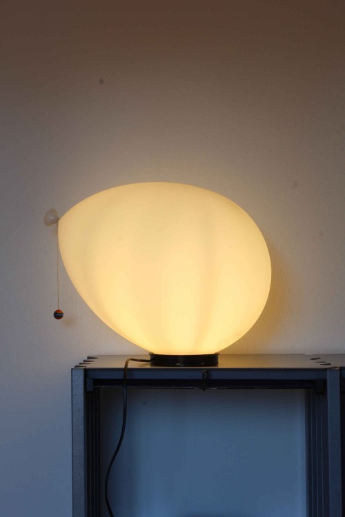 Big white Ballon table or wall lamp...