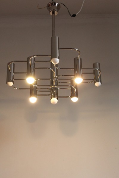 Lampadario a sospensione cromato nello stile di Gaetano Sciolari, anni '70