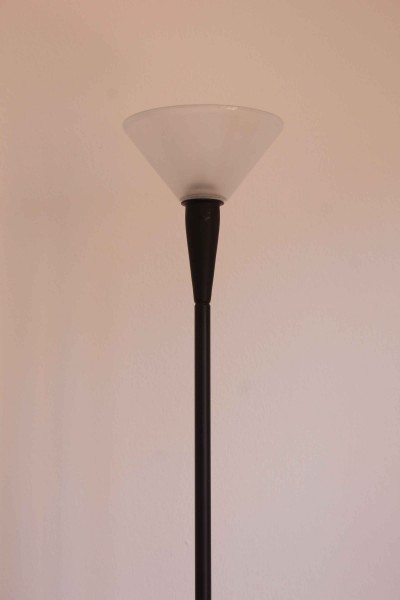 Lampada da terra Nuova Segno Tre design Gregotti Associati per Fontana Arte