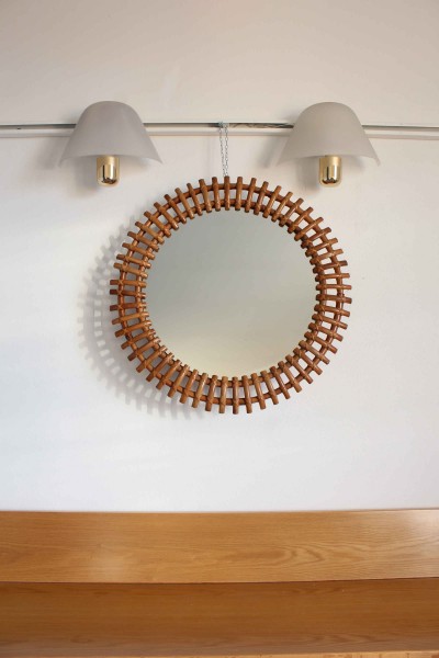 Specchio da parete rotondo in bambù sullo stile di Olaf Von Bohr