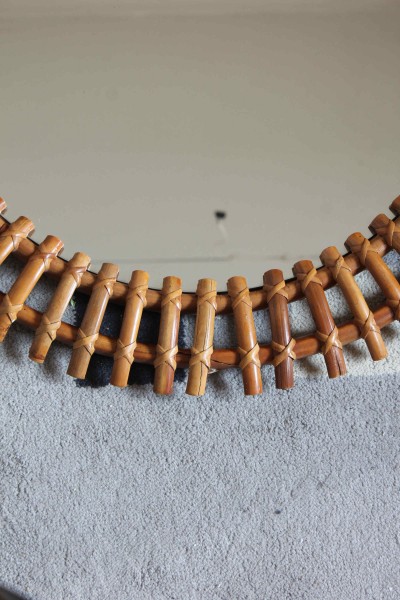 Specchio da parete rotondo in bambù sullo stile di Olaf Von Bohr