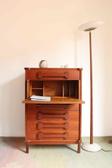 1960s Scandinavian-style chest of drawers with secretaire... 2