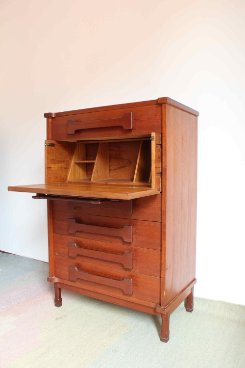 1960s Scandinavian-style chest of...