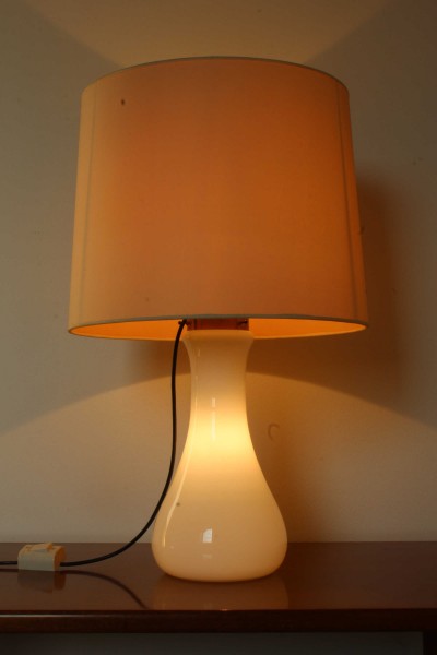 Murano glass table lamp with double switch.