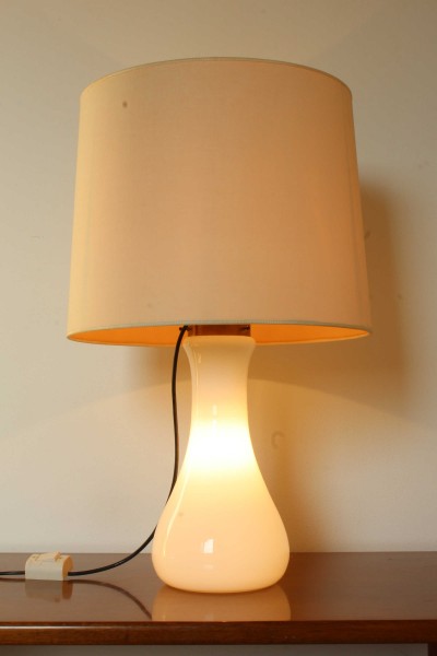 Murano glass table lamp with double switch.