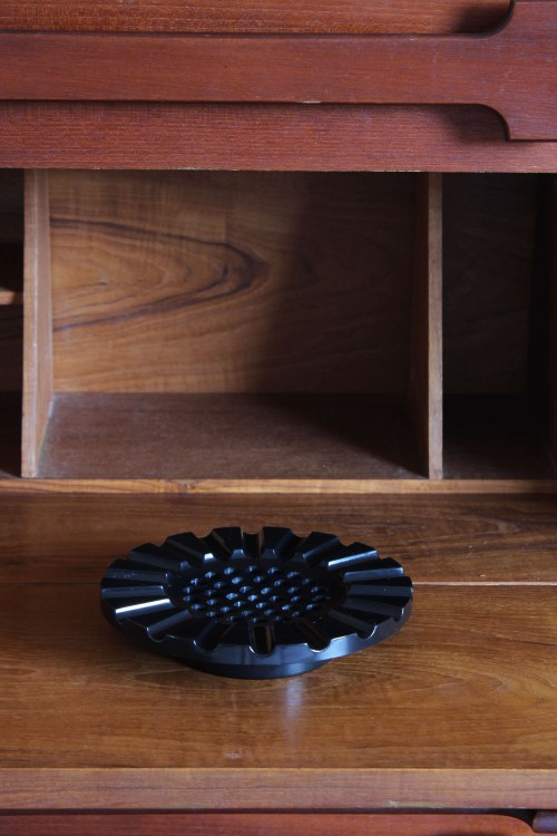 4637 Ashtray by Anna Castelli...