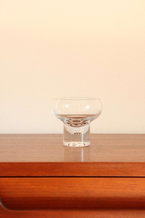 Set of 6 glasses and bowl in the...
