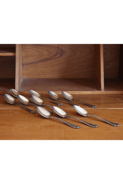 Set of 10 teaspoons from the 42 24 series produced by Broggi Milano