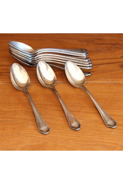 Set of 10 teaspoons from the 42 24 series produced by Broggi Milano