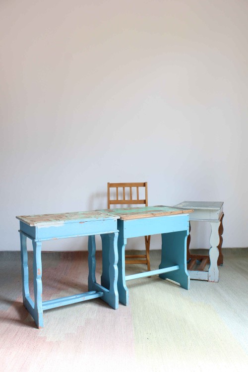 Set di 3 banchi d'asilo in legno anni...