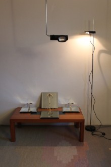 Wing 628 floor lamp by Bruno Gecchelin for Oluce 2