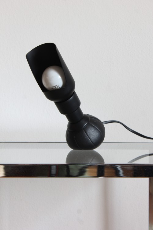 Arteluce table lamp model 600 / P design Gino Sarfatti