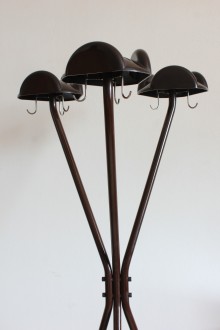 Appendiabiti Tricorno design di Enzo Mari per Danese Milano 2
