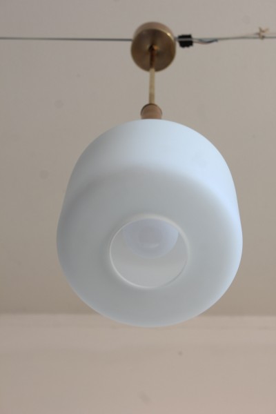 Lampadario a sospensione sullo stile di Stilnovo
