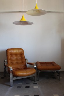 Poltrona reclinabile in pelle struttura cromata anni '70... 2