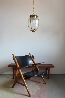 Wooden armchair in the style of Hans Jørgen Wegner